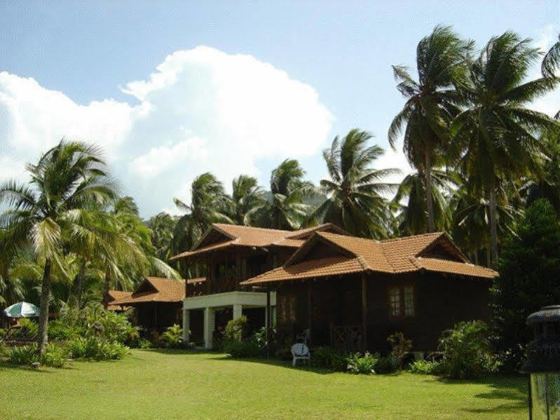 D'Coconut Island Resort Besar Island  Exterior photo