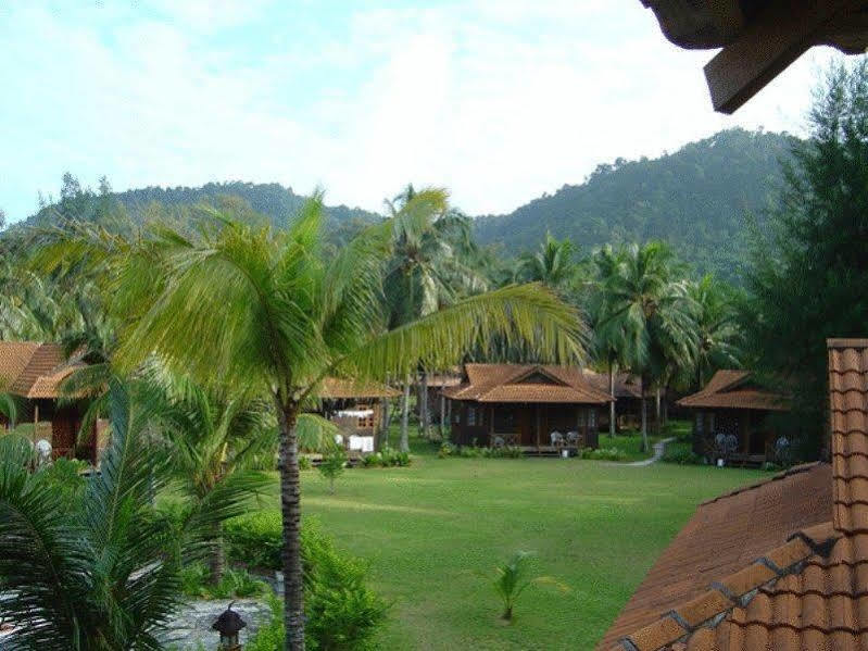 D'Coconut Island Resort Besar Island  Exterior photo